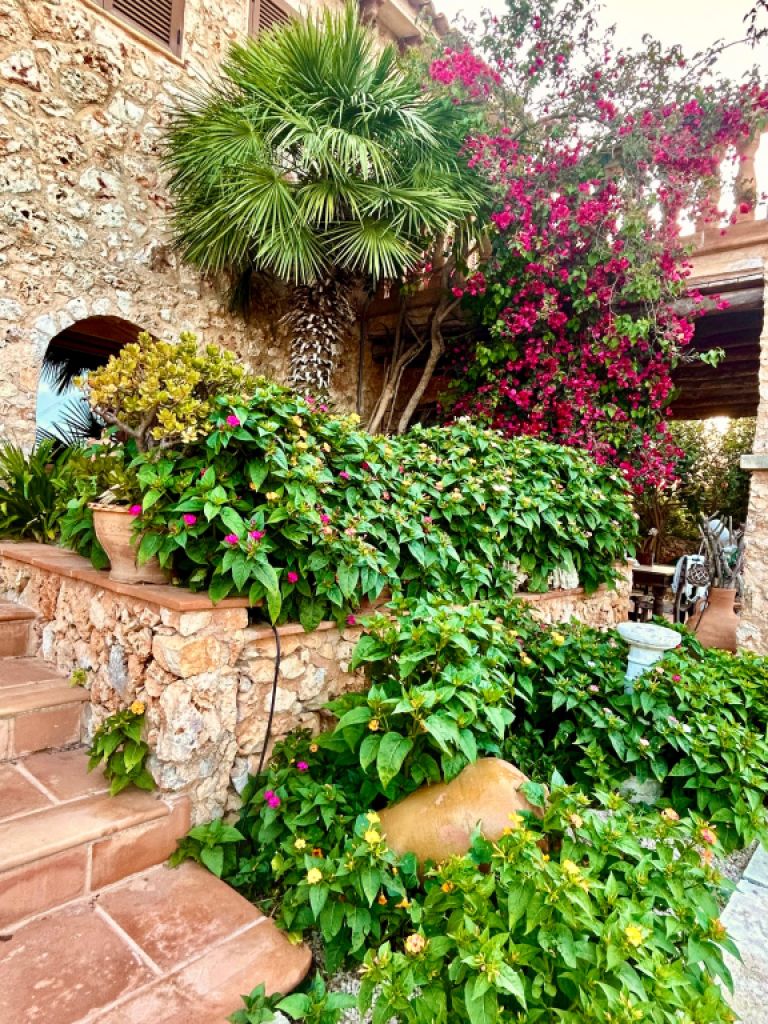 Villa mit Ferienwohnung und Ferien Apartment in Porto Cristo zu vermieten