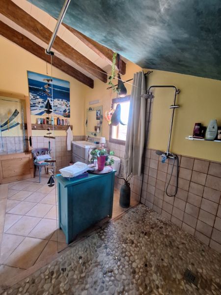 Villa mit Ferienwohnung und Ferien Apartment in Porto Cristo zu vermieten