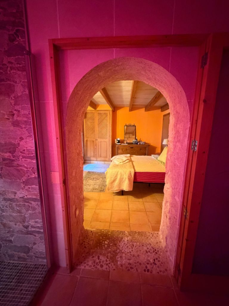 Villa mit Ferienwohnung und Ferien Apartment in Porto Cristo zu vermieten