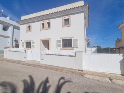 Villa mit Pool und ETV Vermietlizenz