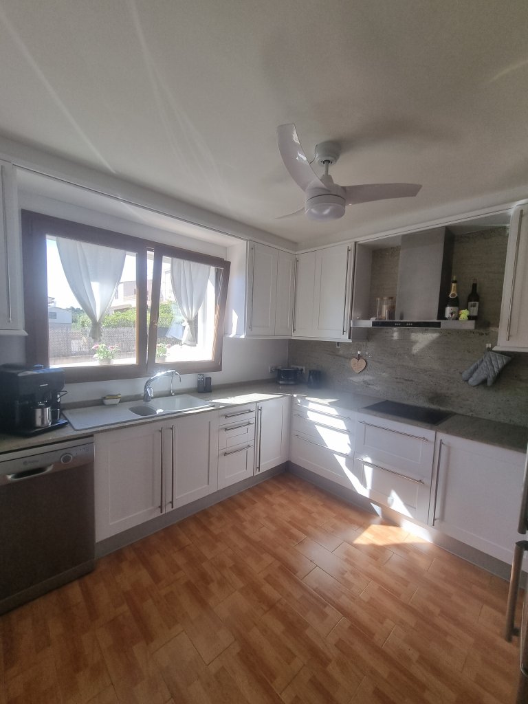 Villa mit Pool und ETV Vermietlizenz