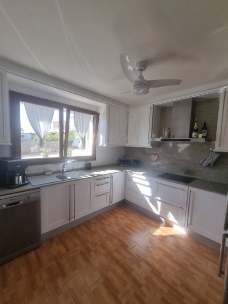 Villa mit Pool und ETV Vermietlizenz