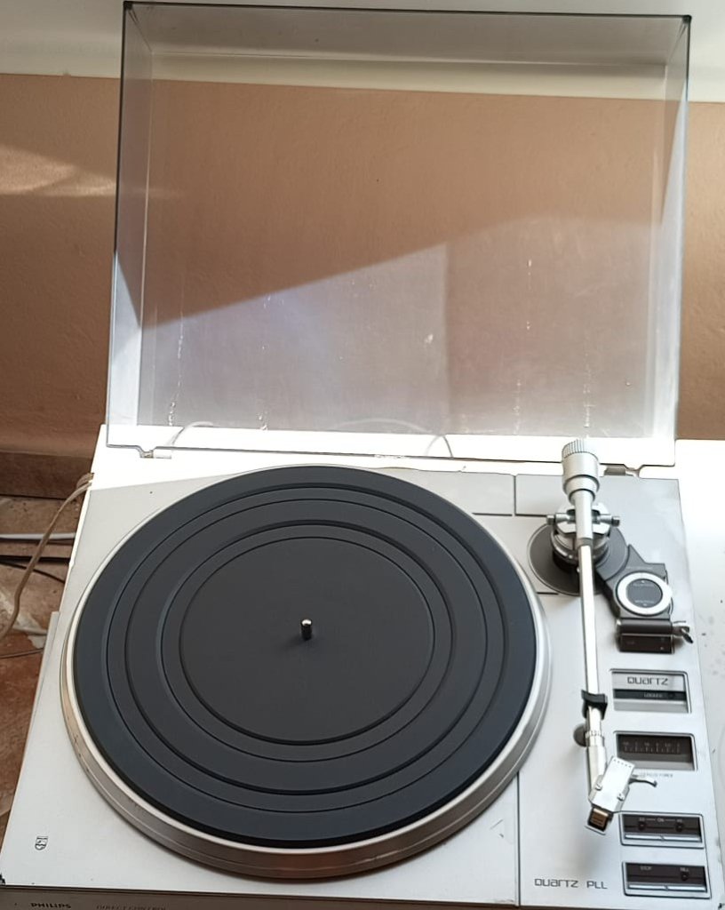 Tocadiscos vintage Philips