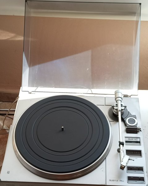 Tocadiscos vintage Philips
