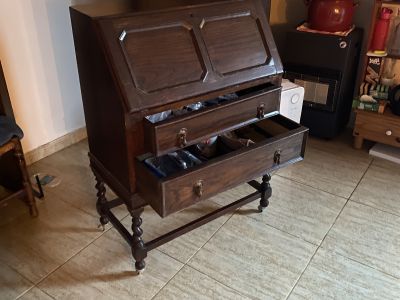 Vintage-Sekretär aus Holz mit ausklappbarer Schreibfläche