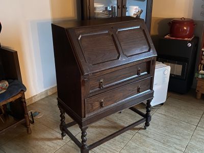 Vintage-Sekretär aus Holz mit ausklappbarer Schreibfläche