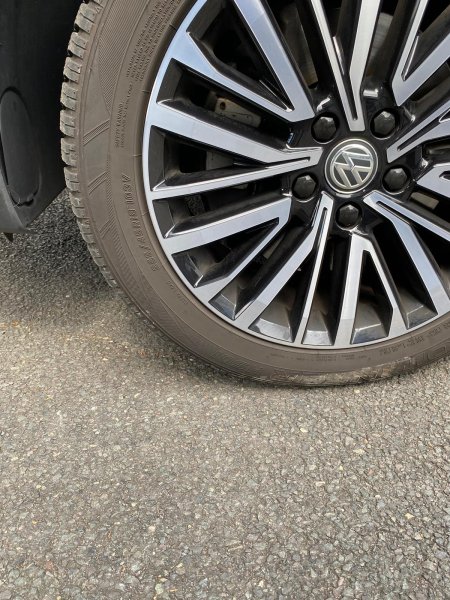 Volkswagen T6 Multivan BULLI 4Motion / 2 elektrische Türen / DYNAUDIO / Kamera