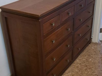 Vollständiges Schlafzimmer