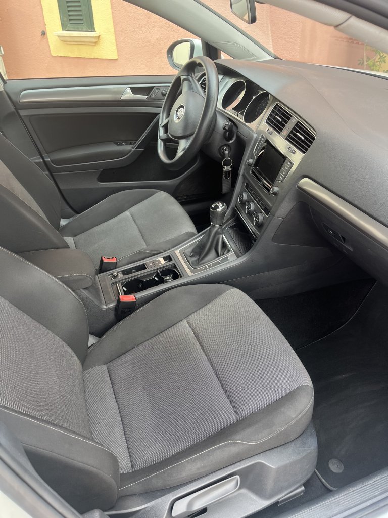 VW Golf