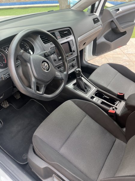 VW Golf