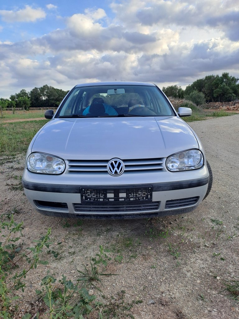 VW Golf 4