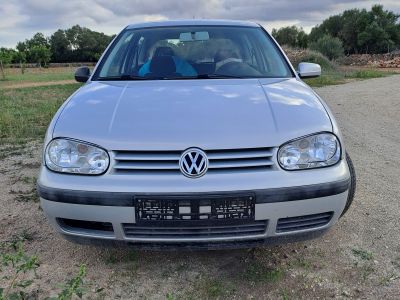 VW Golf 4