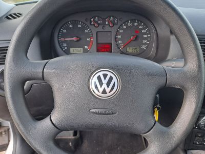 VW Golf 4