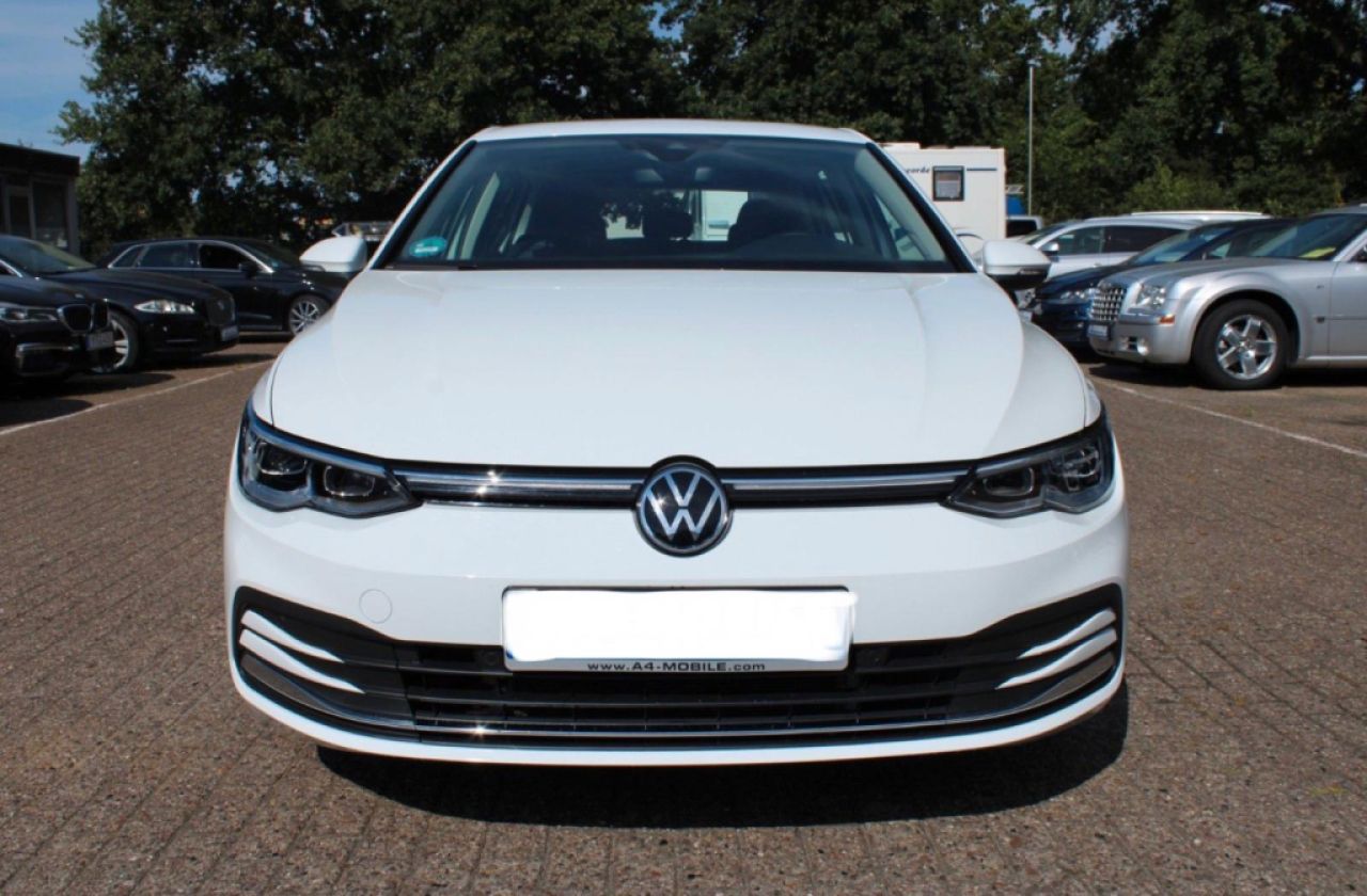 VW Golf 8 Hybrid DSG