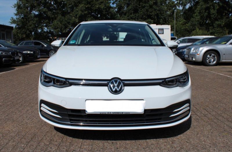 VW Golf 8 Hybrid DSG