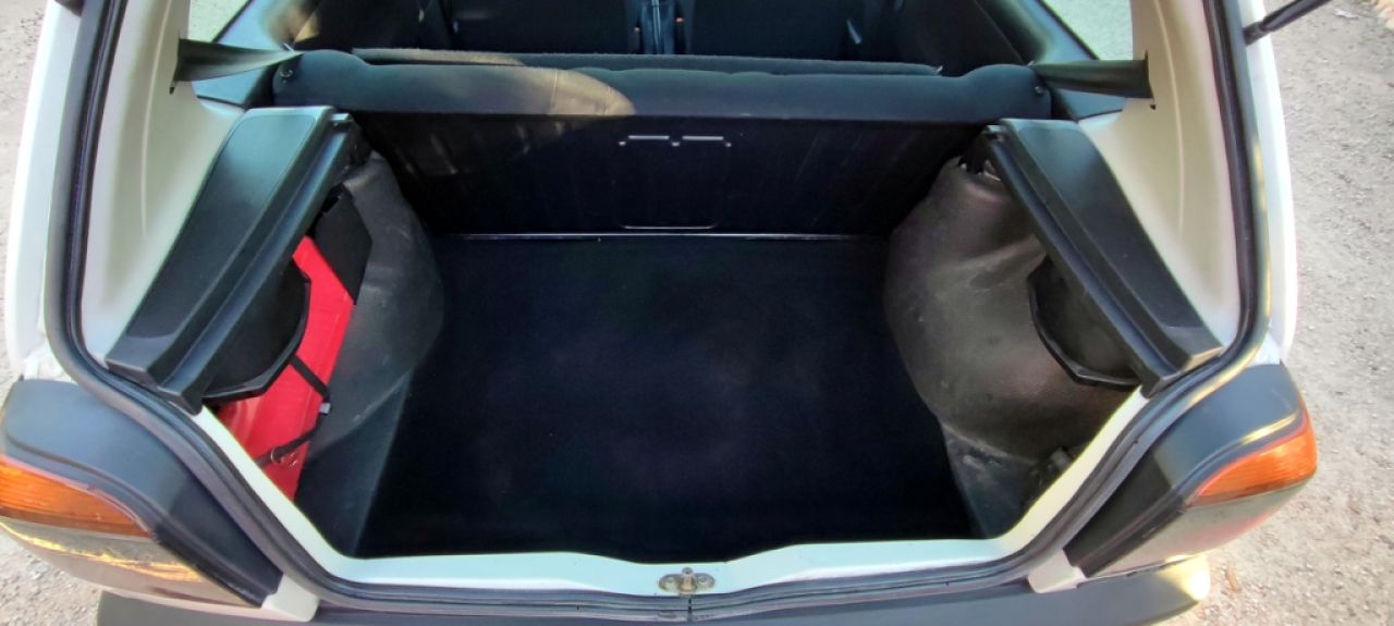 VW Golf III GTI 1993 sin corrosión en estado impecable con aire acondicionado