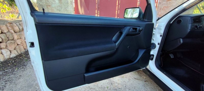 VW Golf III GTI 1993 sin corrosión en estado impecable con aire acondicionado