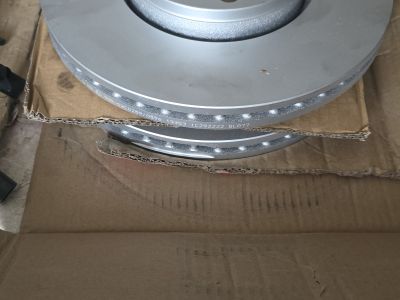VW Passat Bremsscheiben+Beläge Neu