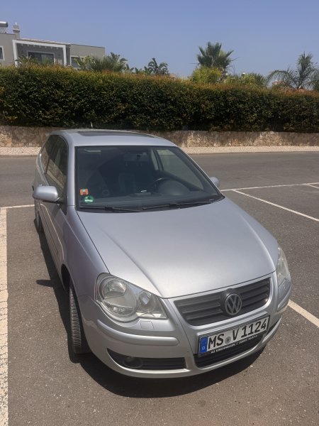 VW Polo - 1.2 Comfort - Air conditioning - Silver - Sunroof and central locking - 189,000 km - Year 2008 -