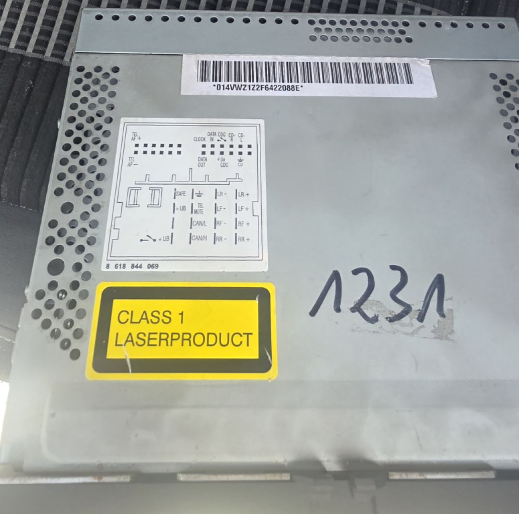 VW radio with navigation