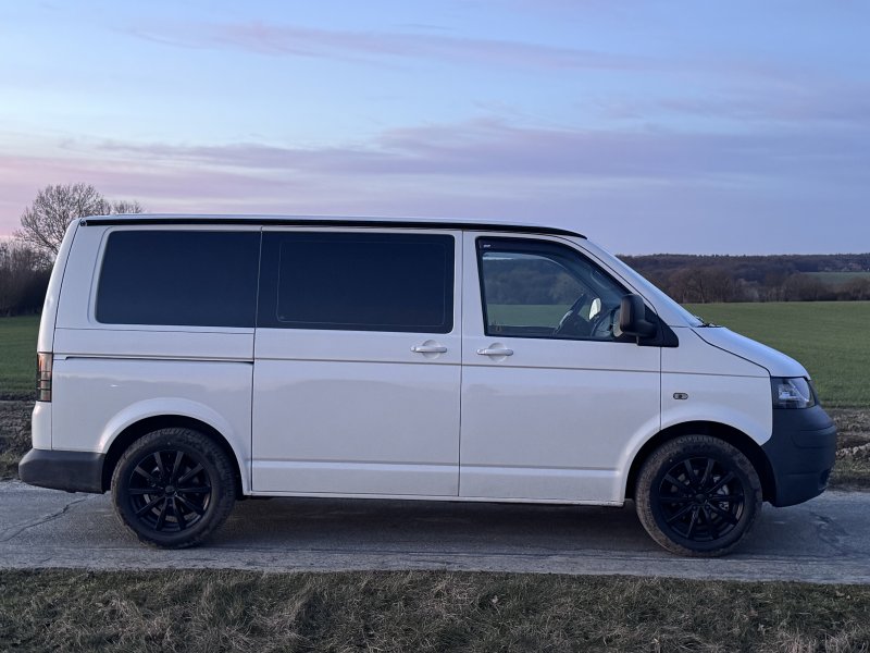 VW T5 Camper German license plates