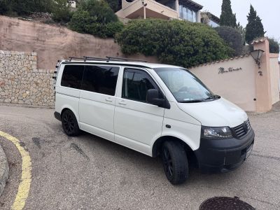 VW T5 Camper German license plates