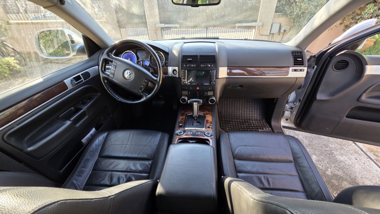 Vw touareg restyling 2007 v6 diesel export