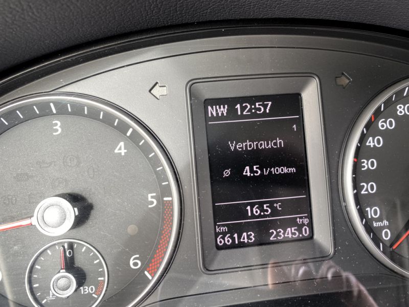 VW Touran 1.6 TDI | 7 seats | only 67,000 km | well maintained & reliable | Cala Mendia (near Manacor)