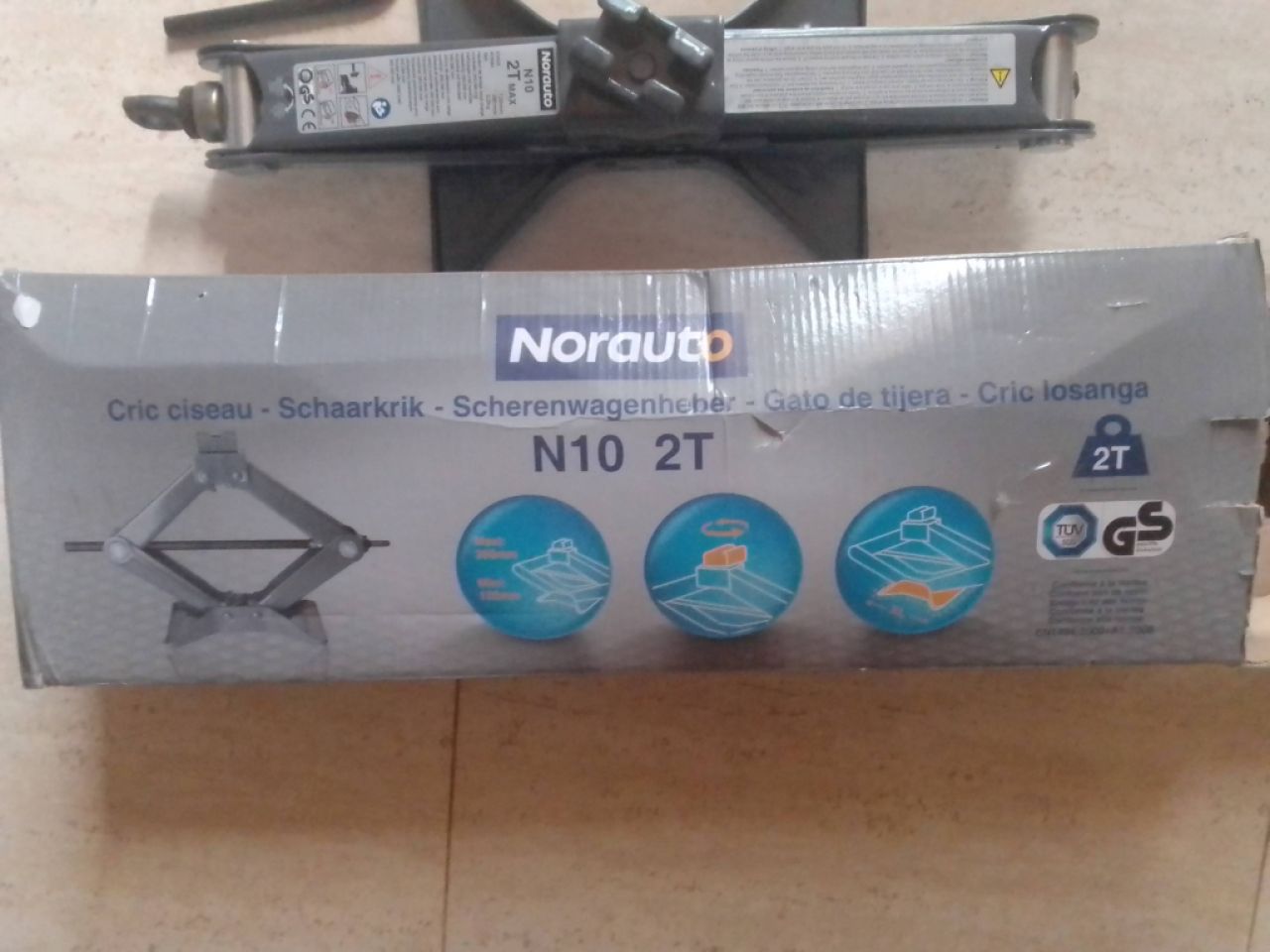 Car jack NORAUTO