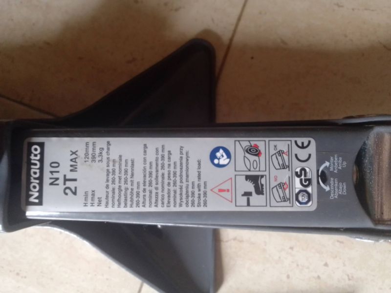 Gato para coche NORAUTO