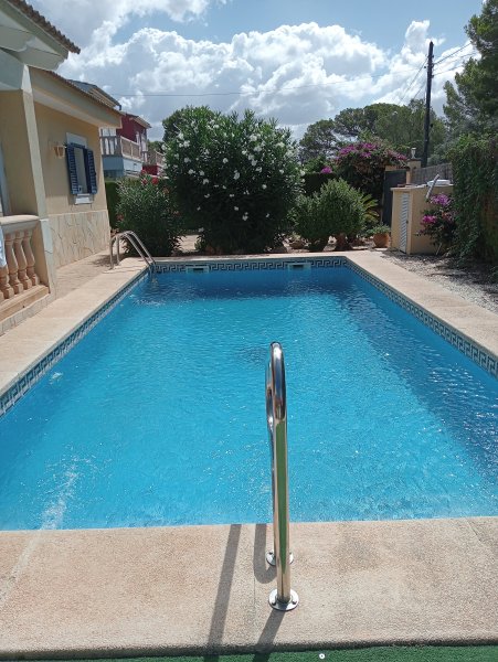 Walmdach Bungalow ( ebenerdig) BJ 2000 von privat...