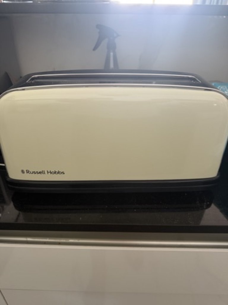Wasserkocher und Toaster abzugeben