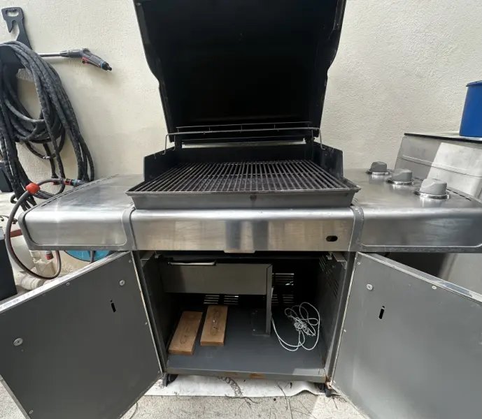 WEBER GRILL