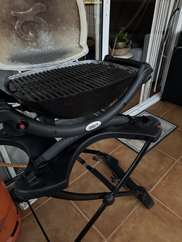 Weber Grill Gas, Q1000, gebraucht