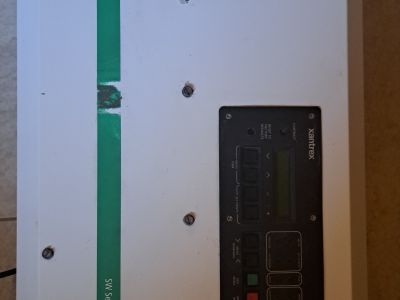 Wechselrichter Xantrex 3000 Watt 24 Volt