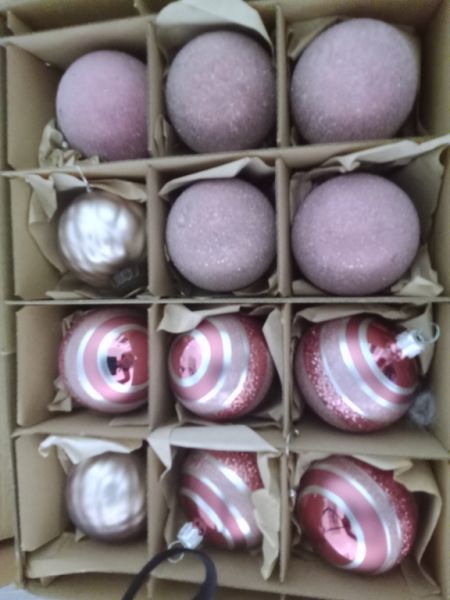 Weihnachtskugeln Glas beige rose ........ 38 Stk.