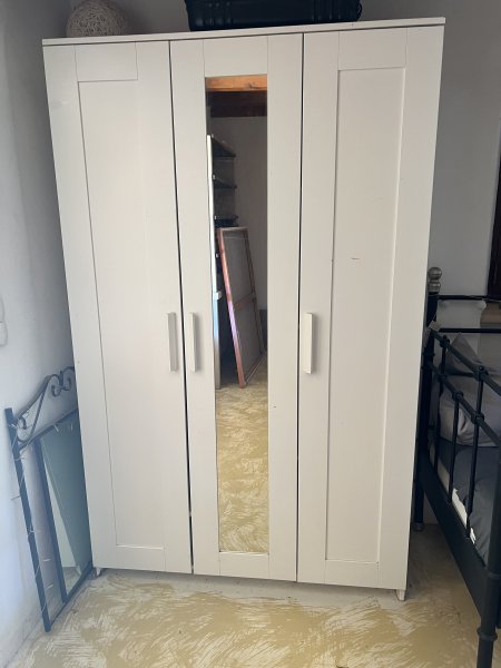 Weißer 3-türiger Kleiderschrank mit Spiegel