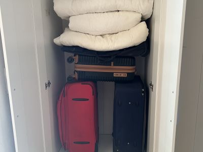 Weißer 3-türiger Kleiderschrank mit Spiegel