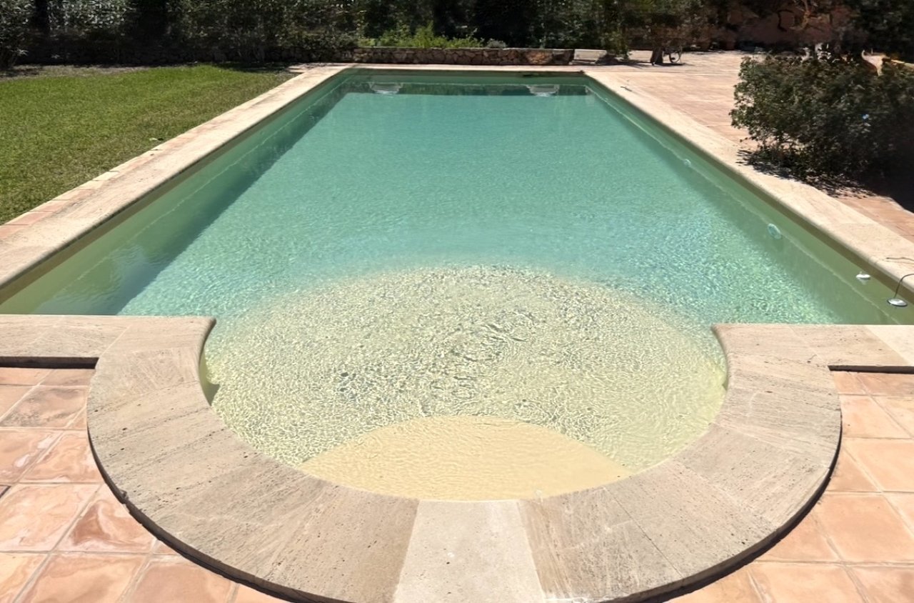 Wer streicht meinen Pool? Umgebung Cala DOr