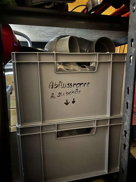 Werkzeuge und Baumaterialien