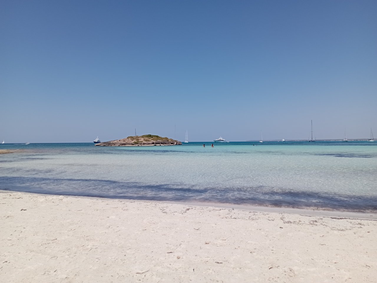 WG Zimmer frei ( moderne Wohnung ) in Colonia Sant Jordi ( Es trenc )