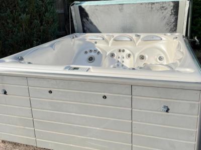 Whirlpool Jacuzzi Luxus in Manacor