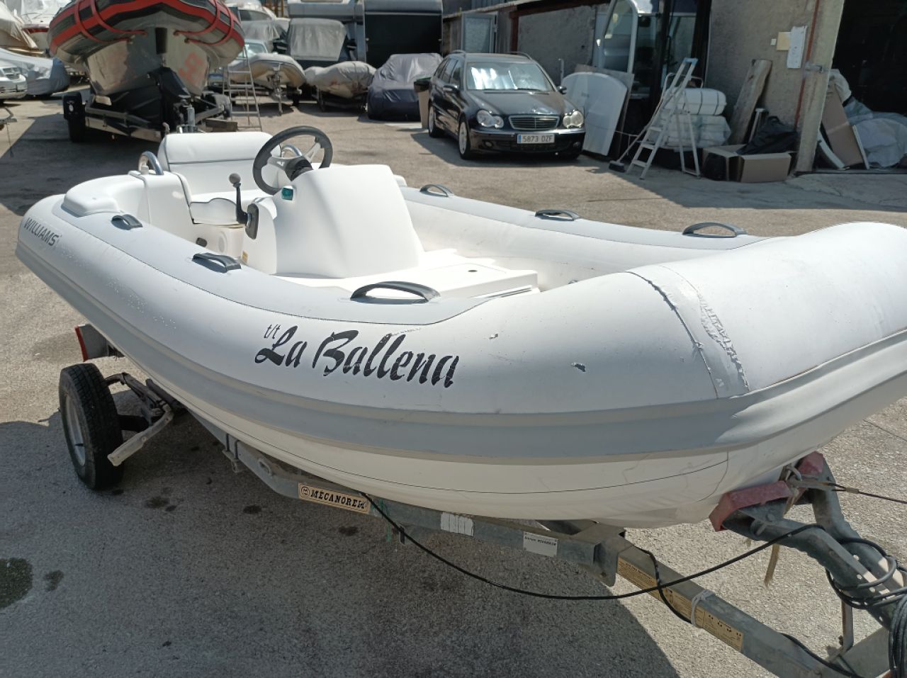 Williams 325 Turbojet Rib Tender Beiboot ohne Motor