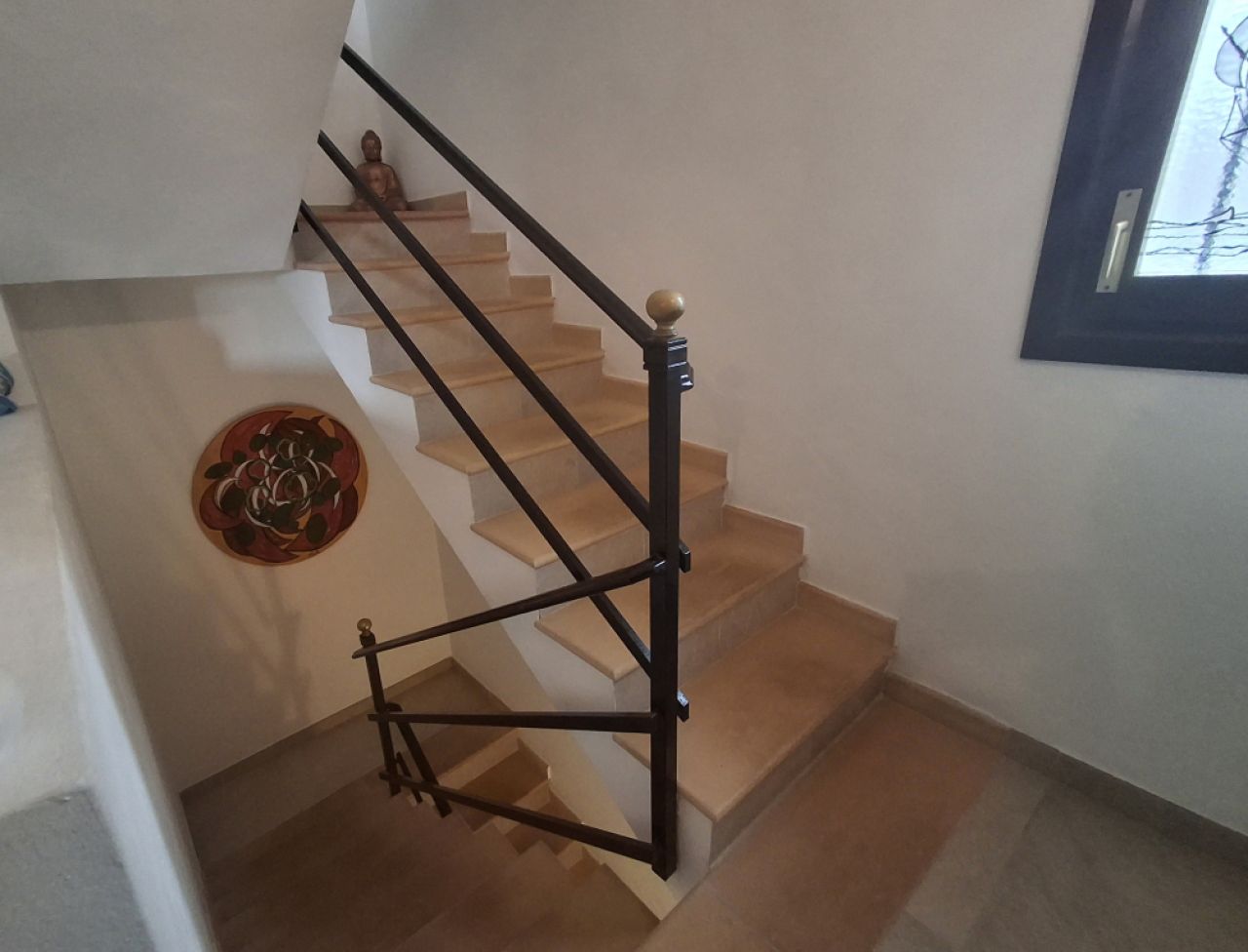 Invierno: chalet de 2 plantas con calefacción central de gasóleo, jardín y piscina en Cala Dor - cerca del puerto -- CH 23 WT