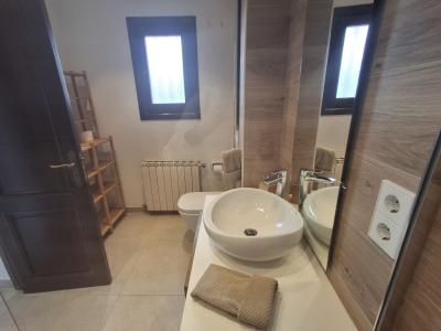 Invierno: chalet de 2 plantas con calefacción central de gasóleo, jardín y piscina en Cala Dor - cerca del puerto -- CH 23 WT