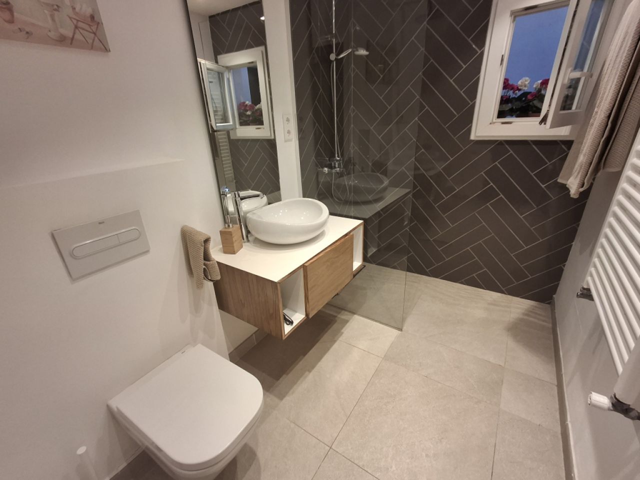 Invierno: chalet de 2 plantas con calefacción central de gasóleo, jardín y piscina en Cala Dor - cerca del puerto -- CH 23 WT