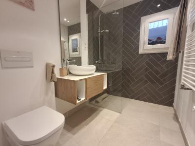 Invierno: chalet de 2 plantas con calefacción central de gasóleo, jardín y piscina en Cala Dor - cerca del puerto -- CH 23 WT