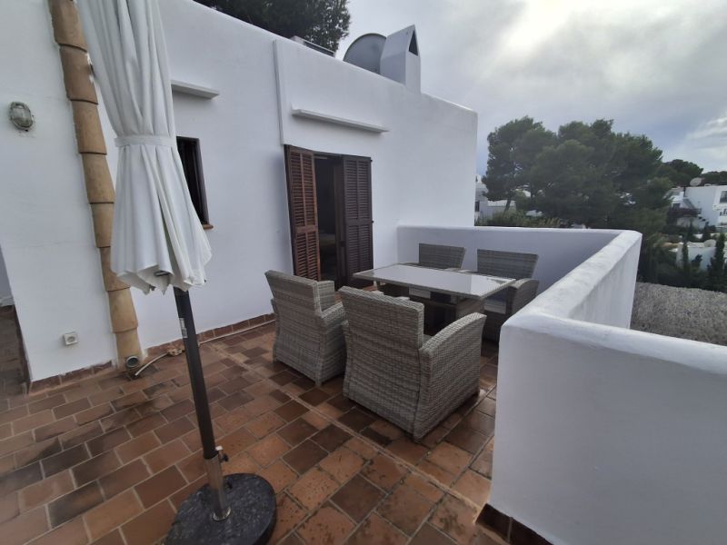 Invierno: chalet de 2 plantas con calefacción central de gasóleo, jardín y piscina en Cala Dor - cerca del puerto -- CH 23 WT