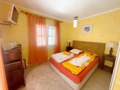 Invierno: Chalet de 2 plantas con calefacción central de gasoil y piscina en Cala Dor -- CH 12 WT