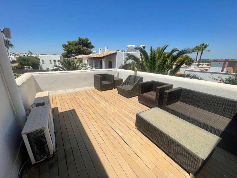 Invierno: Chalet de 2 plantas con calefacción central de gasoil y piscina en Cala Dor -- CH 12 WT